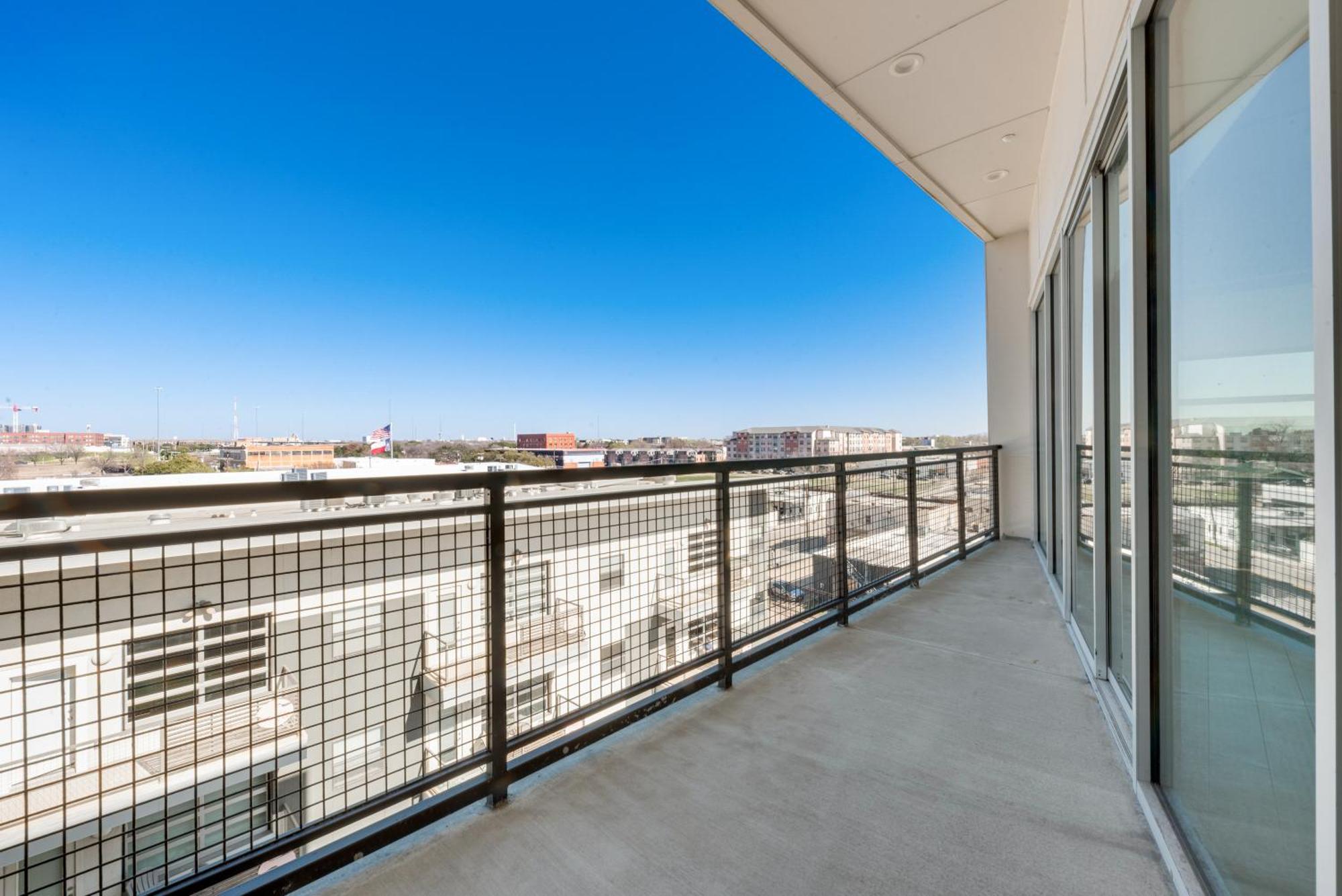 Snazzy Loft Style 2Br I Gym I Parking I Workspace ダラス エクステリア 写真