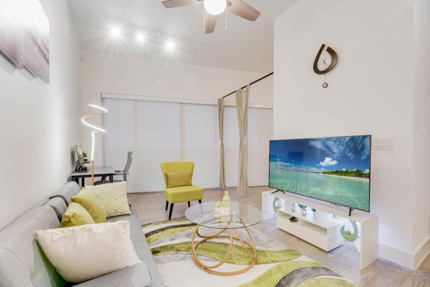 Snazzy Loft Style 2Br I Gym I Parking I Workspace ダラス エクステリア 写真